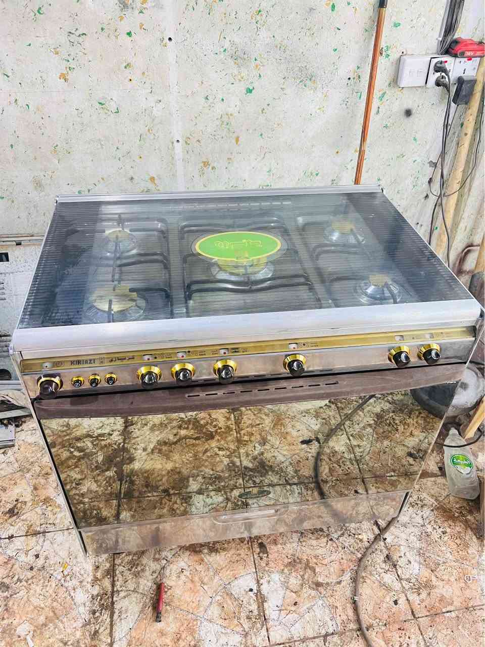 يالله طباخ كريازي باب اول استيل كوله شغال وعلى الفحص العنوان حي النداء شارع المكاتب وتساب مازنجر موجود ***********
واتساب*********** النجف, العراق
