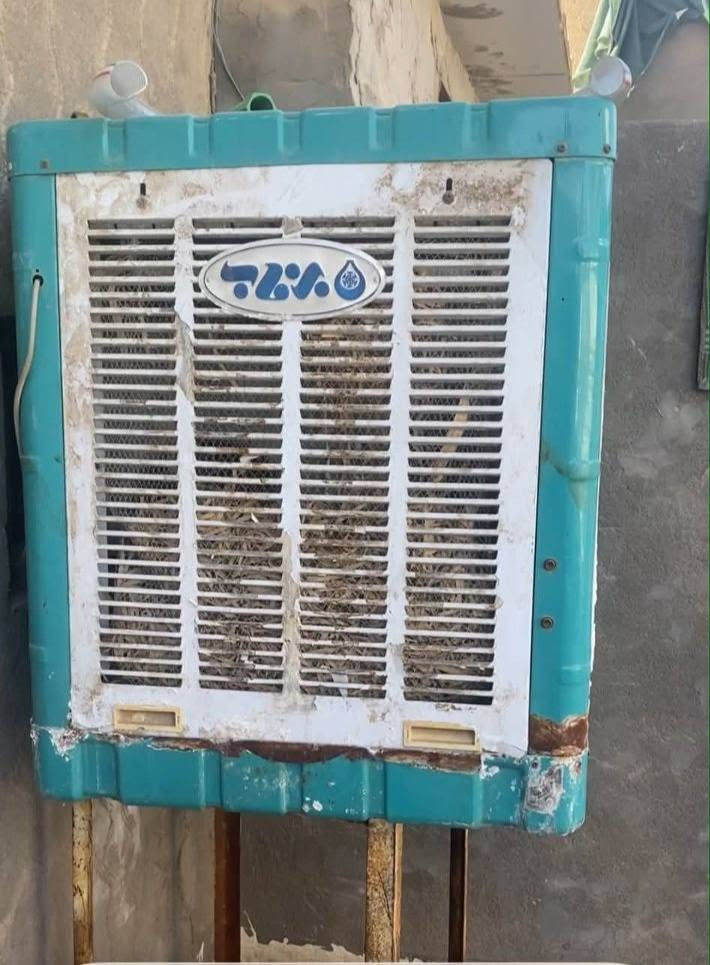 مجمده شغاله وع فحص ب 200
مبرده نضيفه وهواها ثلج ب 100 وبيه مجال
بايسكل 50 وبي مجال
ثلاجه نضيفه وتجمد فريزها يخبل سعرها 150 وبيه مجال عنوان بابل منطقه تاجيه قرب الامام بكر ابن علي

نص مكتوب في الصور:
- ١١:٥٨
- اليوم
- ٢:٢٣ م
- استرداد
- حذف