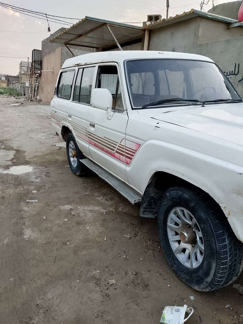 لاندكروز • ١٩٨٦ • رقم بغداد