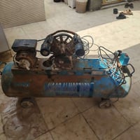 كمبريسر • ٢٠٠ لتر • شغال ع الشرط