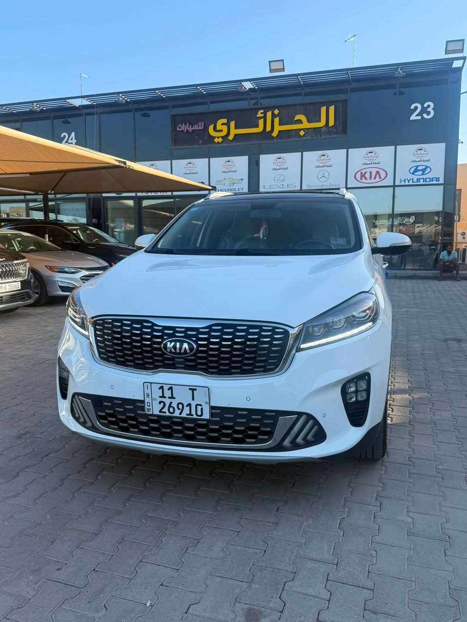 يا الله سلام عليكم
سورنتو 2020 خليجي 6 سلندر 
رقم بغداد بسمي سياره ماشيه 47 حقيقي
بيهه الجاملغ الخلفي صبغ ولباب مكان السياره 
كربلاء رقم مبايل ***********سياره فول عدا 5 كامرات
