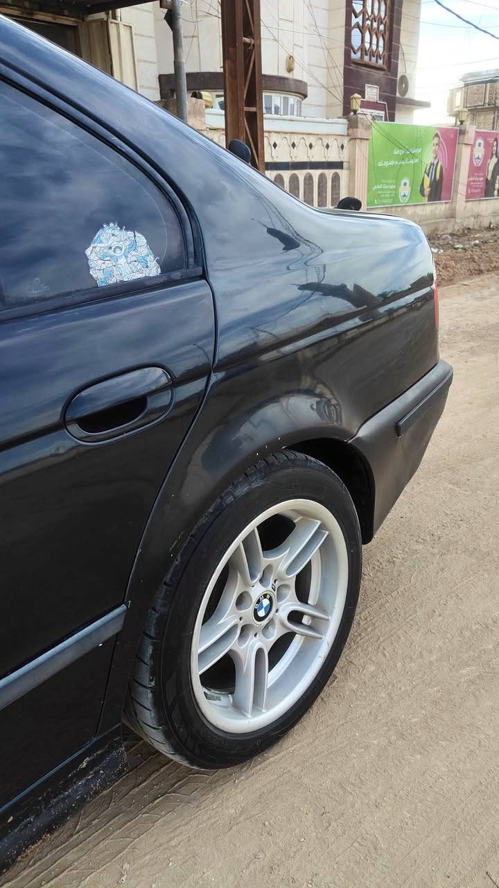 بي ام E39 • V8 3.5 • الديوانية