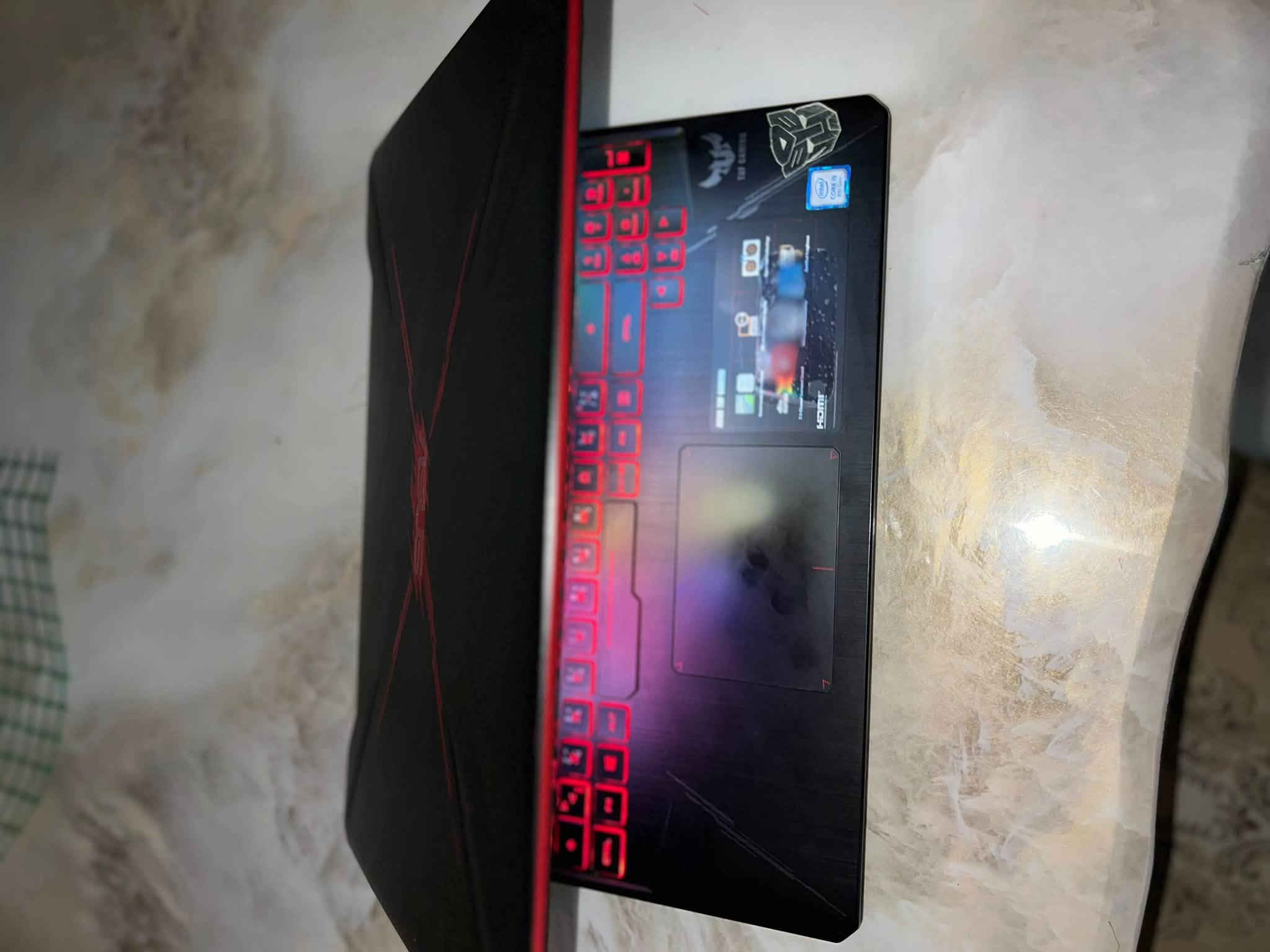 💻 ASUS TUF Gaming FX505GD للبيع

• i5-8300H
• GTX 1050 4GB 🎮
• RAM 8GB
• M.2 SSD + HDD 1TB ⚡
• شاشة 15.6 FHD
• Windows 11
• الجهاز نظيف ومستخدم قليل جدا شاحنته الاصليه مالته ويا 

📍 بغداد
💬 السعر *********** اتصل

نص مكتوب في الصور:
- أداة تشخيص DirectX النظام جهاز العرض 1 جهاز العرض 2 الصوت إدخال الجهاز برامج التشغيل الاسم: NVIDIA GeForce GTX 1050 الشركة المصنعة: NVIDIA نوع الشريحة: NVIDIA GeForce GTX 1050 نوع DAC: Integrated RAMDAC نوع الجهاز: جهاز العرض بالكامل إجمالي الذاكرة التقريبي: 8039 MB ذاكرة العرض (VRAM): 4018 MB الذاكرة المشتركة: 4021 MB ميزات DirectX تسريع DirectDraw: ممكن تسريع Direct3D: ممكن تسريع مادة تخطيط: ممكن تسريع DirectX 12 Ultimate: معطل ملاحظات لم يتم العثور على مشاكل تعيينات الصفحة التالية حفظ كافة المعلومات... إنهاء
- أداة تشخيص DirectX
- النظام جهاز العرض 1 جهاز العرض 2 الصوت الصوت إدخال
- تقدم هذه الأداة معلومات تفصيلية حول مكونات DirectX وبرامج التشغيل المثبتة على النظام.
- في حالة معرفتك بالمنطقة التي تسبب المشکل، انقر فوق علامة التبويب المناسبة أعلاه. وإلا، يمكنك استخدام الزر "الصفحة التالية" أدناه لزيارة كل صفحة على التوالي.
- معلومات النظام
- التاريخ/الوقت الحالي: Thursday, 1 October 2026, 12:21:38 am
- اسم الكمبيوتر: عبد الرحمن
- نظام التشغيل: Windows 11 Home Single Language 64-bit (10.0, Build 26200)
- اللغة: English (الإعدادات الإقليمية: English)
- الشركة المصنعة للنظام: ASUSTeK COMPUTER INC.
- طراز النظام: TUF Gaming FX505GD_FX505GD
- BIOS: FX505GD.308
- المعالج: Intel(R) Core(TM) i5-8300H CPU @ 2.30GHz (8 CPUs), ~2.3GHz
- الذاكرة: 8192MB RAM
- ملف الصفحة: يوجد 6757 ميغابايت مستخدمة و 8454 ميغابايت متوفرة
- إصدار DirectX: DirectX 12
- البحث عن تواقيع رقمية لـ WHQL
- Unicode Copyright © Microsoft. All rights reserved ت-DxDiag 10.00.26100.9278 64
- إنهاء
- حفظ كافة المعلومات...
- الصفحة التالية
- تعليمات