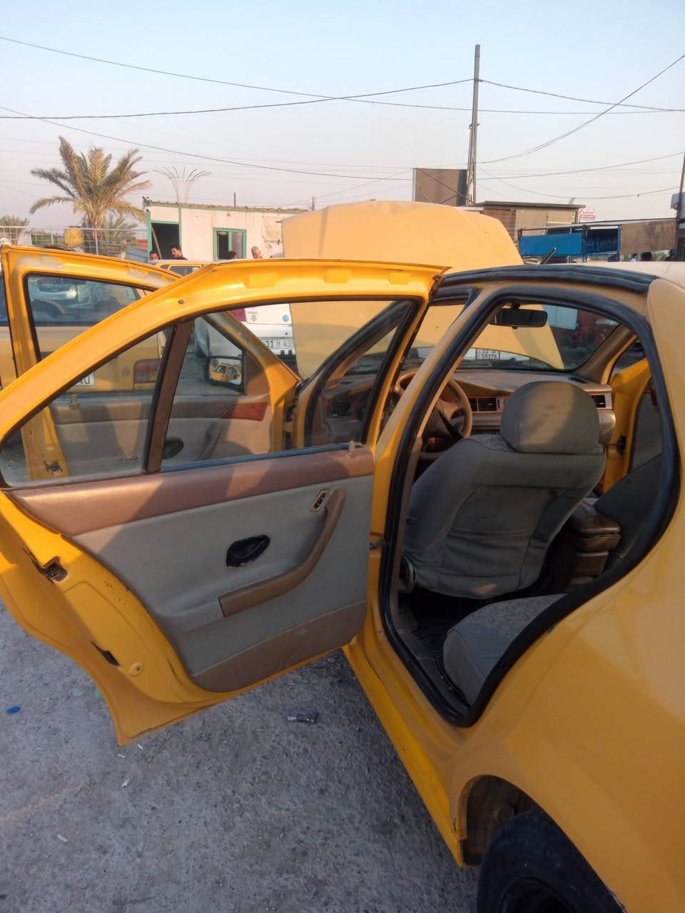 سمند 2010 مصفره هيئه غرامات سنويه 27 السعر 23 سياره كامله تدفئه تبريد كله شغال ***********
