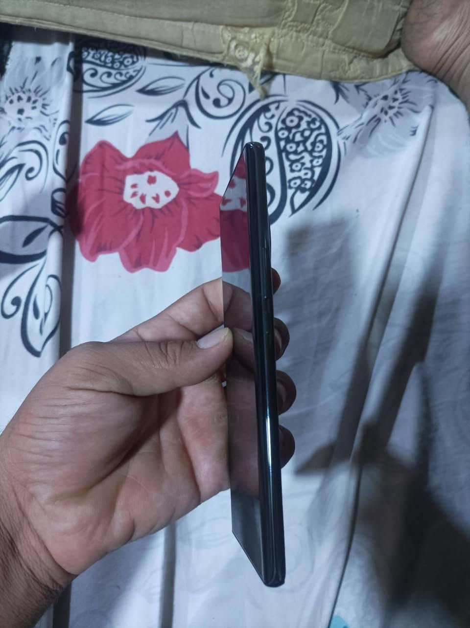 سلام عليكم هاذا الجهاز هونر A وضيف وماداخل صيانه للبيع سعره 300 وبي مجال مال ملحقات ذاكتره 256 لي يريد يعرف أكثر عن الجهاز هاذا رقمي ***********

