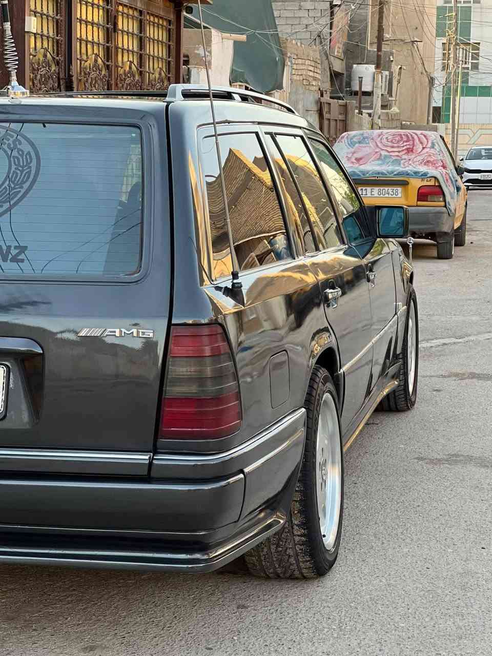 السلام عليكم مارسيدس دب ستيشن موديل 91 فول كهرباء مصبوغه صبغ عام جماليه مكينه محور تخم تاير جديد تتفه تبريد السياره 7 راكب السعر 70 وبيهه مجال ترهم بيع مراوس العنوان بغداد الزعفرانيه التصال ***********
