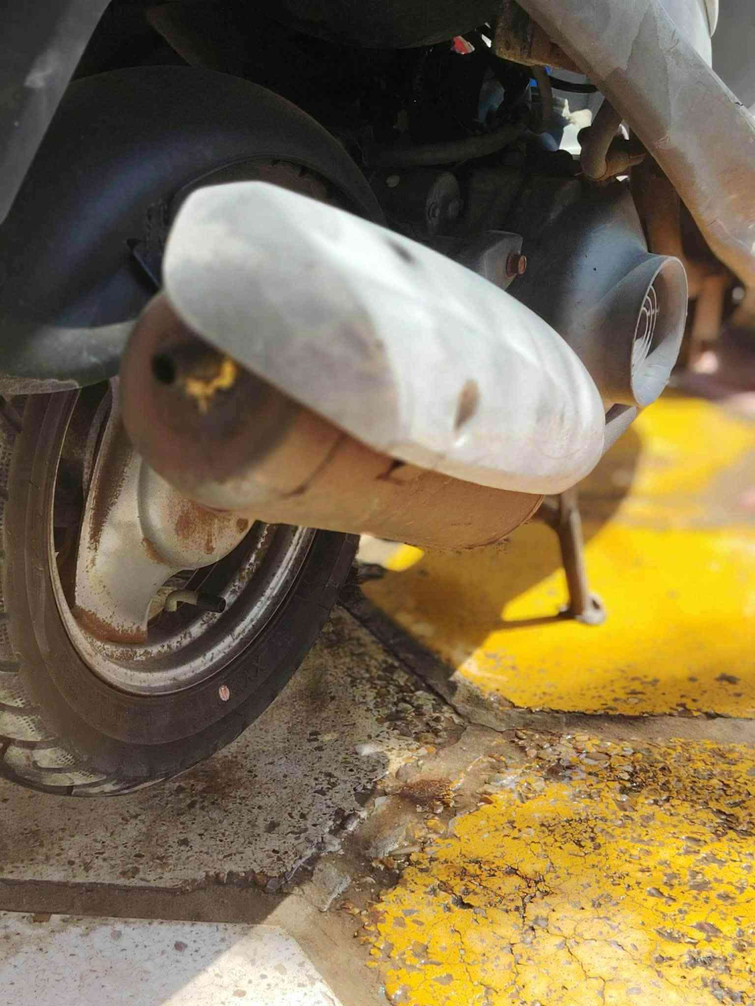 السلام عليكم ماكس عدله رمبه قبل عشر أيام منزلها مختمه ختم واحد جاهزه من كلشي 
سعر مليون وبيها مجال 
*********** بي واتساب
مكاني المحموديه حي السلام
