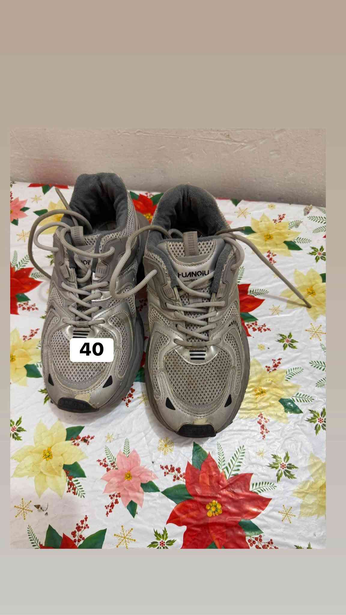 كل5 لف
راسلوهم واتساب ***********

باله توصيل موجود 5قياس بصورة

