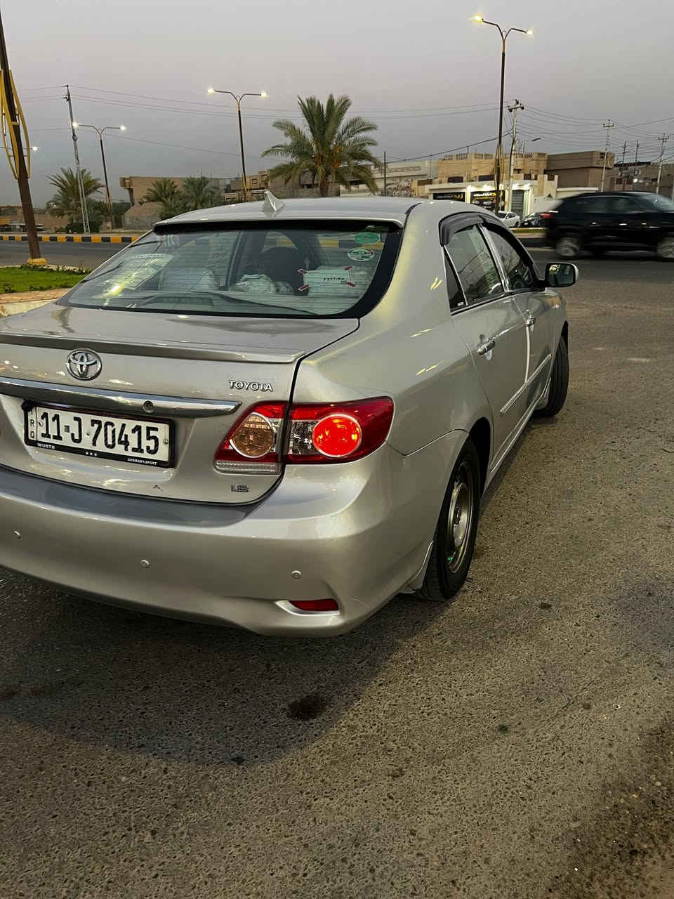 بغداد بسمي تحويل مباشر سنويه لحد 31 هزه جديده
خليجي بيهه طخه خفيفه جوه لايت الخلفي والدعاميه الاماميه خفيفه
صبغ عام اثر جراد وصبغ اصلي فول نقص بولش فقط

 عليهه ايزوكام عزل صوت وحراره من الدشبول الامامي لحد الصندوق ابواب وجاملغات وياها تخم تاير اصلي صبغ ويل حراري تخم شاشه حسايات خلفيه 
منضومه تبريد جديده مكينه وكير جديد تفرعات كلهه جدد مبدله منضومه احتراق ادامه جديده  مانقصهه اي شي دوشمه كشنات وارضيات جديده حداديه كله مبدله امامي خلفي سعرهه  92 مكانهه الانبار الفلوجة الاستفسار الاتصال على الرقم او وتساب ***********

