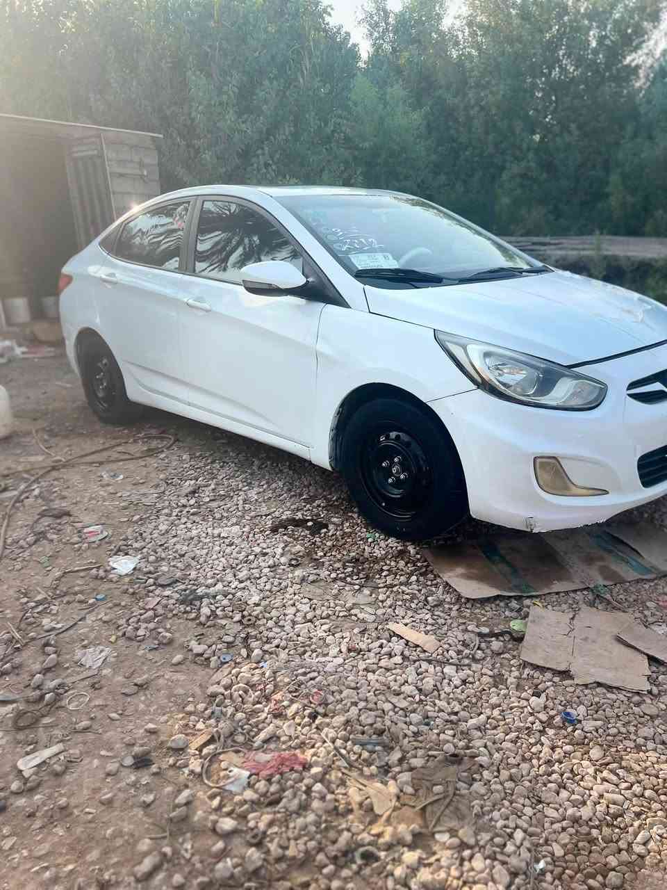 للبيع فقط بدون مراوس
اكسنت موديل ٢٠١٢ 
فول فتحه شاشه كامرا 
مكينه ١٦٠٠جاهزه مكينه كير حداديه تبريد كله بشرط رقم اربيل قديم تحويل وكاله جاهز 
بيه صبغ وطخات بسيطه 
السعر ٧٢$بيه مجال مكان سياره نجف 

‭***********‬

