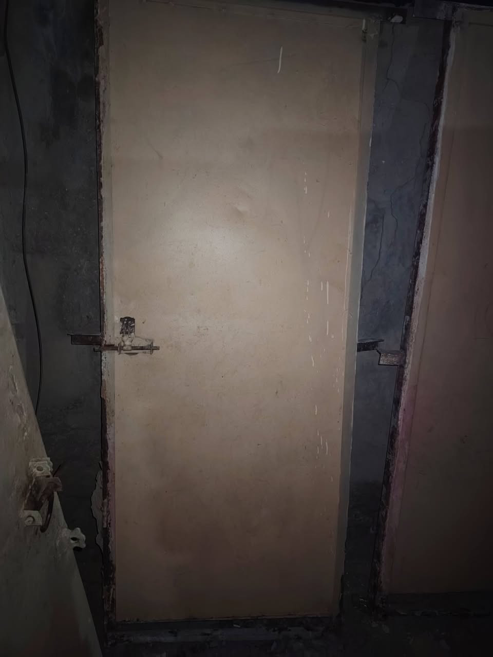 السلام عليكم عندي شيلمان بلجيكي وباب شارع وشباك وبيبان حديد وباب بي ڤي سي مكاني ديوانيه الشراي يتصل ممتواجد ع الخاص *********** اكرر ممتواجد خاص ***********
