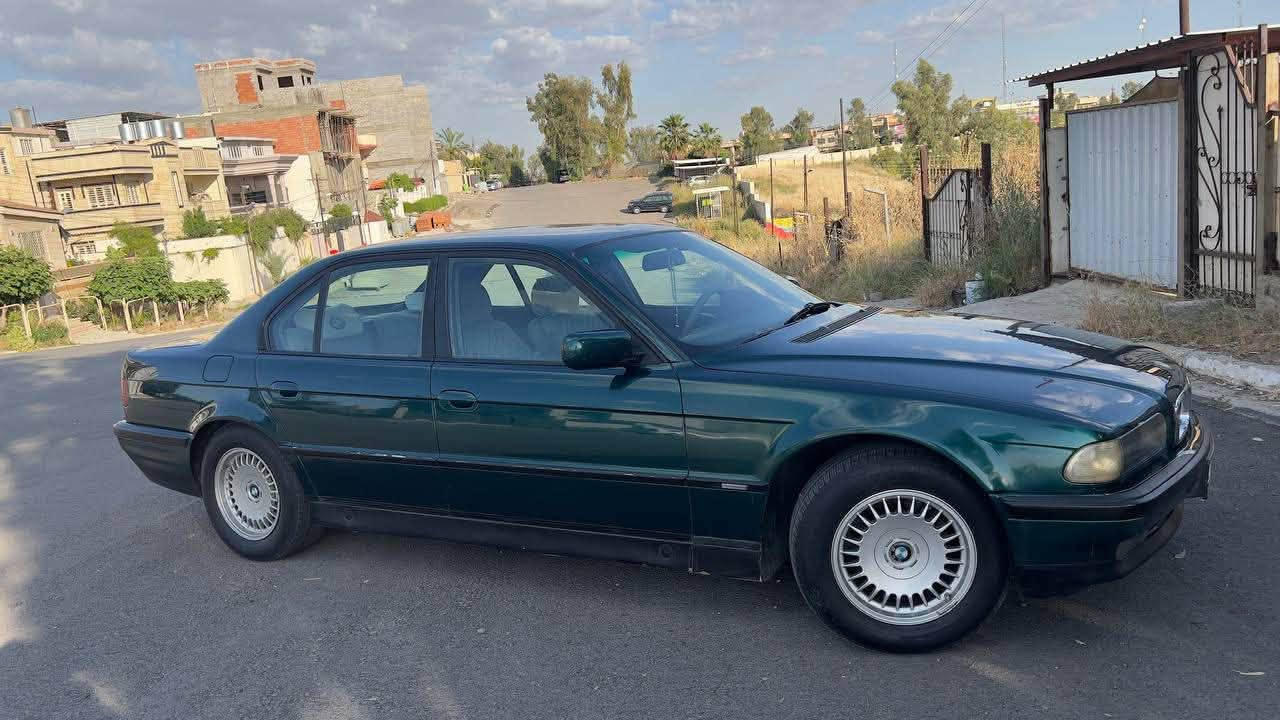 بي ام دبليو ٧٣٥ • موديل ١٩٩٦ • طوافة بنزين
