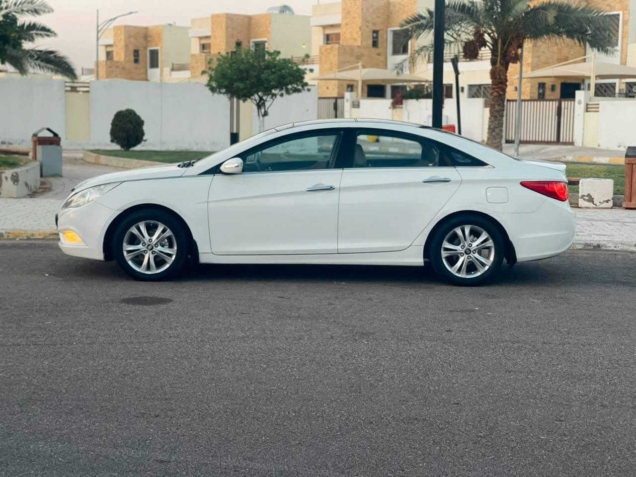 السلام عليكم بيع مستعجل بسعر  مناسب جدآ٨٩ورقه هونداي سوناتا ٢٠١١خليجي Vip فول ١/١ رقم أربيل بغداد مشروع وطني بأسمنا  محرك ٢٤٠٠شرط كير شرط تبريد ثلج صدر أمامي خلفي سياره جاهزه من الدعاميه للدعاميه استخدام شخصي ع ايدينا برغي مابيه نقص ترايك وين ما تريد ماشيه ٢٠٠حقيقي 
☸️ملاحظه//السياره بيه طخه بالهلال الخلفي بسيطه  بيه ٤مكانات رش ع بارد أثر تكشير بدون حادث بدون دواخل شرط 
السعر ٨٩ ورقه نقد فقط اعتذر جداً عن الاقساط والوعده 
مكان السياره تكريت  
‏‪***********‬‏  دكتور سلام 
***********
***********
