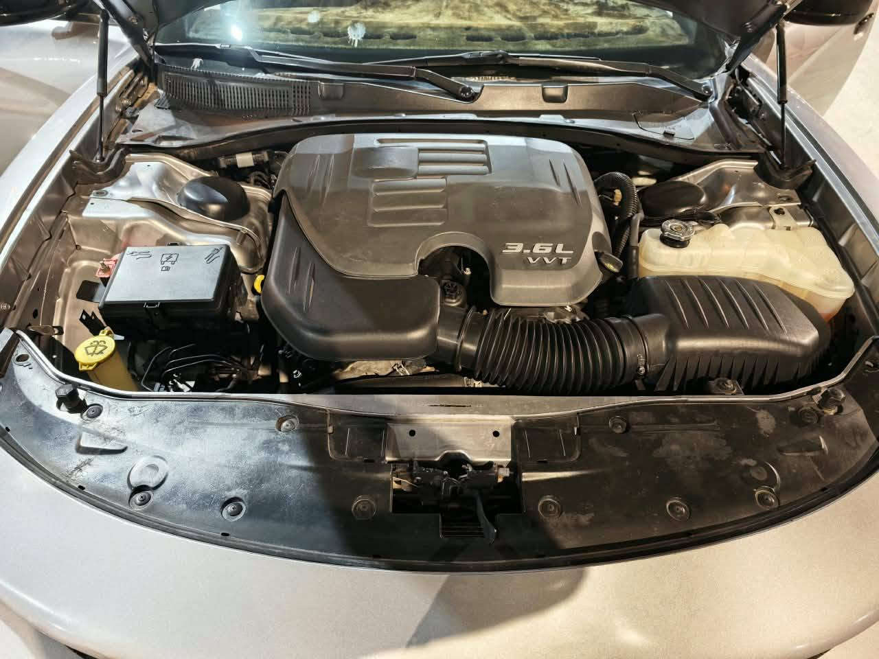 تشارجر SXT • ٢٠١٦ • رقم بابل