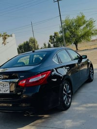 نيسان التيما 2017 SV مواصفات بصمة رادار جانبي رادار امامي توقف ذاتي  ت...