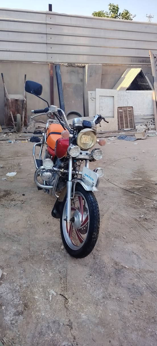 السلام عليكم
دراجه هوشا موديل ١٤ كلهه بلاديه ونضافه فول 
مكينه مكفوله ما مفتوحه اوراق اصوليه وجديده
الدراجه شغاله كلهه نقص بس ستانه الدبل 
بريك ورة وكدام شغال يعني كامله مواصفات من كلشي 
سعرهه ٨٥٠ مجالهه حك الجيه 
رقمي *********** 
مكاني مسيب
