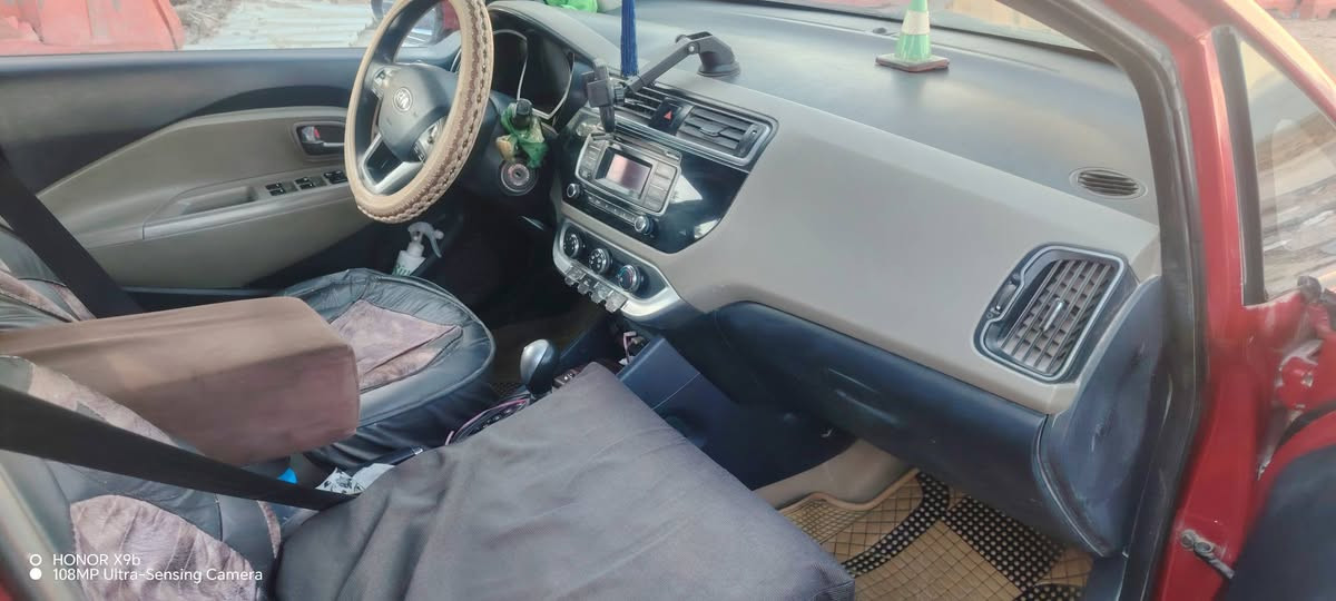 سلام عليكم كيه ريو 2016 حادثه دور جاملغ الخلفي طخه بسيطه مستعجل على بيع جاهزه كير محرك محرك جبير 1600 سعر مناسب***********مكان حله
