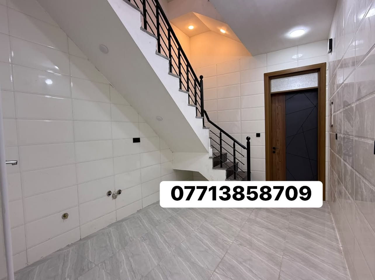 الشعب شارع عدن • ٧٠م • ٣ غرف