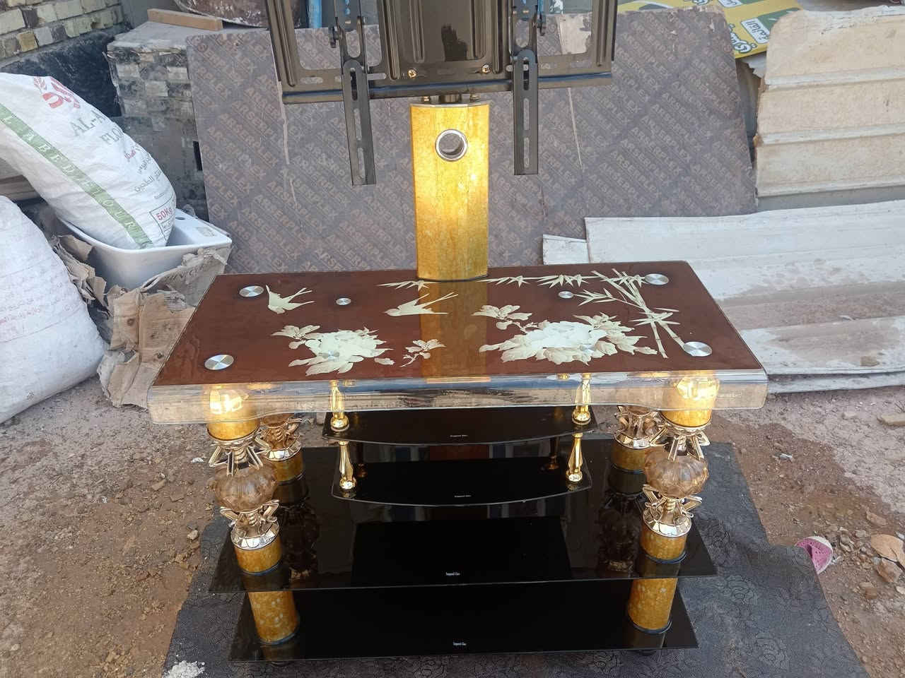 سلام عليكم هاذة الميز اجديد وللبيع بسبب الوعود الكاذبة  مكفول من كلشي   وحته من  اذا بي. هم 

الشعر 35الف وبي مجال وبيكم خيرر وتدللون ***********
