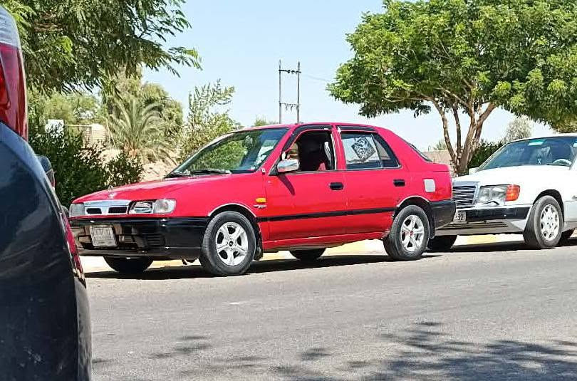 نيسان سني موديل 91  كير عادي سنويه ساقطه سعر 22 ديالى ***********
