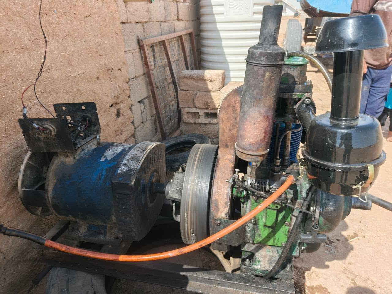 مولده بتر للبيع شرط نظافه وتشغيل جنيتر حجم كبير توليد أقل شي 20امبير  شرط تشغيل وتوليد العنوان موصل ناحيه المحلبيه قريه اغزيل الكبير***********
