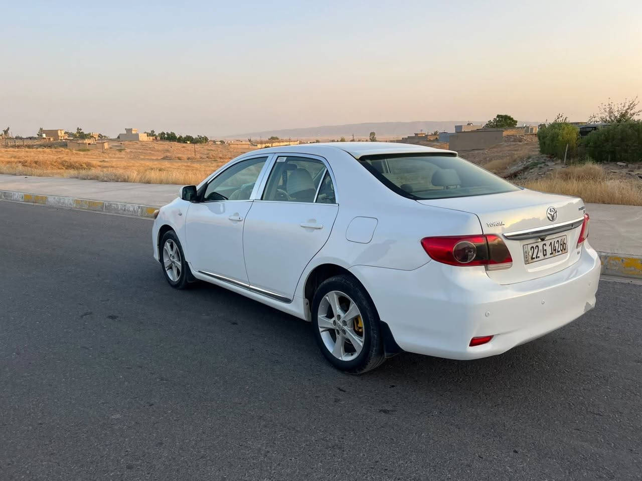 كورلاا.. ٢٠١٠..خليجي.ابيض..بسمي..رقم أربيل. جديد.. بيه ربع الباب وربع جاملق خلف السايق.. محرك. شاده جديد مال كصه.. صدر. حداديه. جيد جدا. اتصال على.. *********** مكان السياره مخمور..

