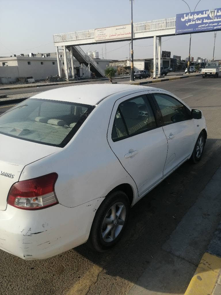 تيوته يارس ياباني موديل 2008لون أبيض ضررها بابين اشخوط جهت السايق بغداد العنوان بغداد ابو غريب رقمي ***********8 الفلوجة, الأنبار

