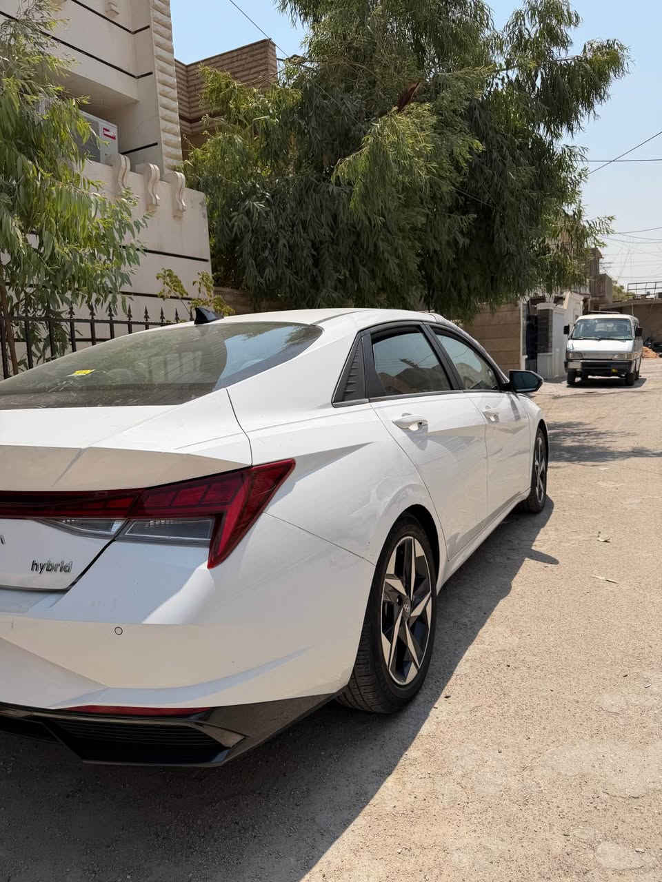 السلام عليكم النترا 23 هايبرد فوول مواصفات كلشيي بيها بدون صبع بدون تبديل حادثها حافة دعاميه الاماميه وبيها هنا بالعراق بارد حاملغ خلفي والباب ماشيه 42 كيلو 
***********
بيع اوو مراوس حسب القناعه رقم اربيل كله جديد وهزه جديده تحويل ثانيي يوم السعر 155 وبيها مجال شويه بغداد, العراق
