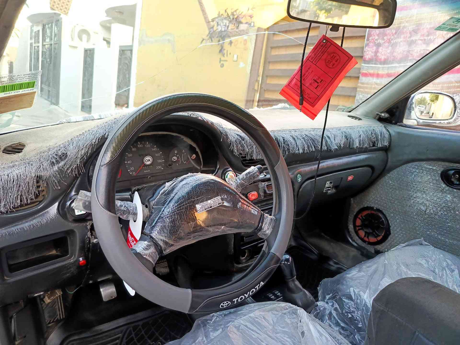 هۆندای ئێکسڵ ئارمی بلاستیکی سلێمانی بەشەرت + گێر و مەکینەی بیلادی خۆی + فەل بەخاخ + پاوەر + جام کارەبای  قوفل مەرکەزی کۆنترۆڵ + سنوق مەرکەزی + گێجەکانی گشتی عیش دەکات گەرمی مەزبوتە لایت و جواری و سەکن گڵۆبی ناو گێجی گشتی عیش دەکات 
دەعم و لێدراوی نیه بۆیاخ و هەیکەلی زۆر جوانە + ناو ناو دەشبوڵی جوانه 
سەیارەیە کی زۆر تون تۆڵ 
مۆدێلی 1994 سعری 16 گەڵا 
ژمارەی تەلەفوون (***********)
ژمارەی تەلەفوون (***********)
