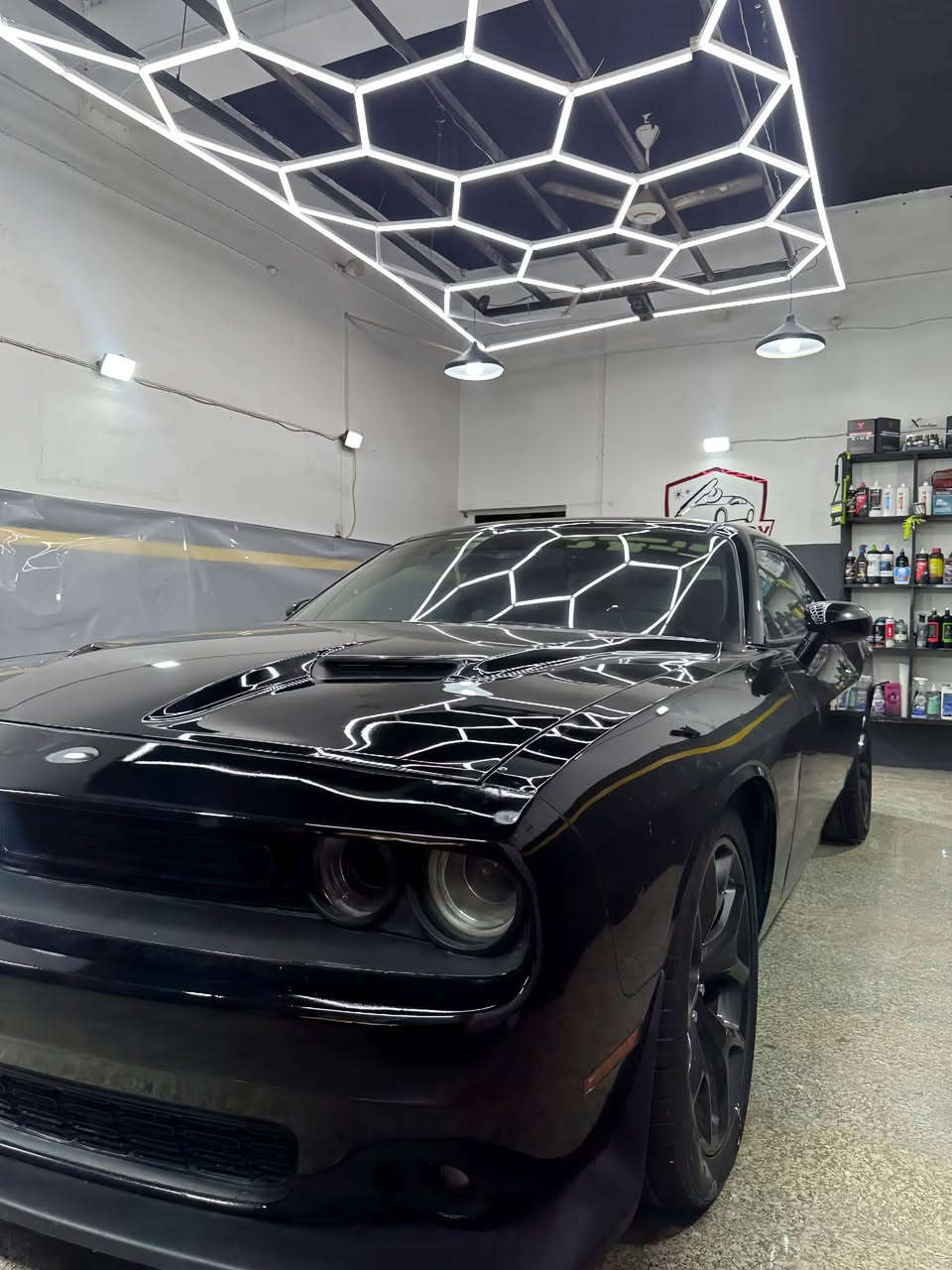 جالنجر موديل2020
ماشيه 80 ميل
موصفات sxt
سنويه جديده رقم سليمانيه
كير محرك كفاله 
ضرر جاملغ خلفي فقط 
جاملغ امامي شبر بارد بدون صبغ
السعر 165 
***********

نص مكتوب في الصور:
- 000-30781060 - 07/19/2021 - IAA