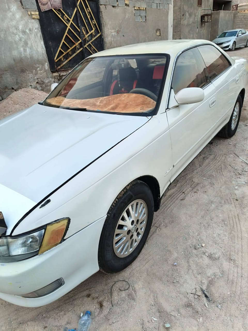 سلام عليكم
مارك مديل 2000 مكفوله من نقل والكص والعيب الشرعي مكينه وكير ونجي بيها بنيد طاير ومبدل وضربه خفيفه مدكر الخلفي مصبوغة عام السياره السعر 50   مكان بصره الجمعيات الاوله   ***********
