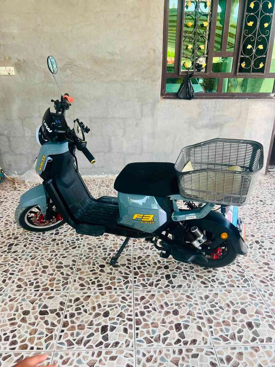 للبيع موطور شحن F3موديل ٢٥دراجه نضيفه مابيهة نقص لو برغي دراجه كامله مكمل بطاريات خمسه كبار عل فحص ليت عالي ناصي نشرات سعره 550بي مجال مكاني شهربان ***********
