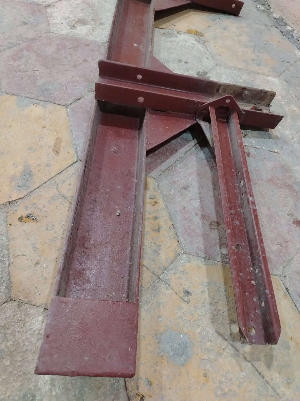 س. ع. دعاميه مال اقجم گلاب جديده بمعنى الكلمه جاهزه تفصال جديد جيب وشد گبل قواعد مال بگ لايت جاهزات... مكاني كربلاء سعر 150وبيها مجال الاستفسار (***********)
