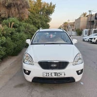 كارينز • ٢٠١٣ • محرك ٢٠٠٠