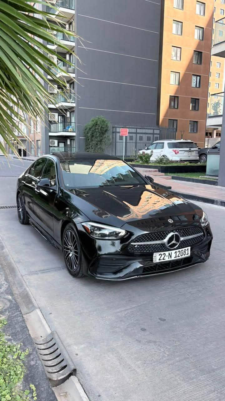 سلام عليكم مارسدس للبيع C300موديل 24 حادث السيارة موضح بلمنشور بيها فقط بنيد مبدل ومصبوغ ممشى السيارة 60 الف كيلو بسمي السيارة تحويل ثاني يوم مكان السيارة بغداد الدورة مواصفات السيارة فول الفول السعر31.000$ للاستفسار اكثر الاتصال(***********)
