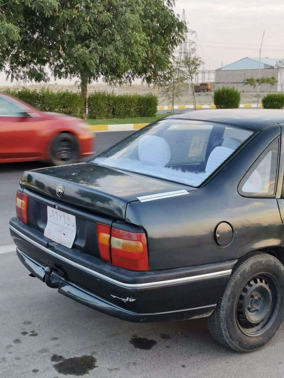 ***********
اوبل فيكترا موديل 1991
محرك18 و اوتوماتيك گيرومحرك شرط
سبغ عام جماليه بدون ضربه 
سياره رقم سليماني منتهي شرط تحويل و وكاله سعر35 بي مجال مكاني كركوك شراي خابرصاحب سياره كركوك, العراق

