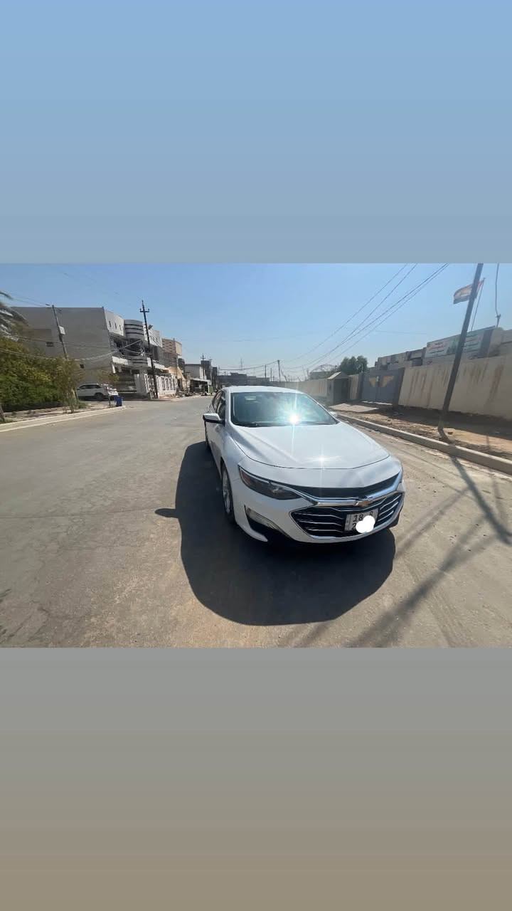 السلام عليكم
ماليبو 2023 lt مكينة 1500 turbo السيارة ماشيه 89000 كيلو متر ضرر السيارة كما موضح بالصورة 
مع حادث في امريكا جاملغ خلفي ومصلح هناك 
وضربه خفيفه بالباب الخلفي 
السيارة بيها عطل بال abs يتبدل 
السيارة معوقين رقم بابل  السعر 98 للبيع فقط مكاني الحله
للاتصال او واتساب ***********
