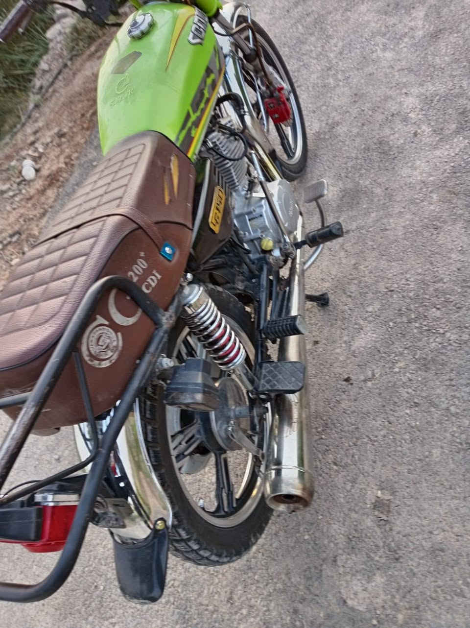 سلام عليكم  دراجه سيفان موديل 24اوراق موجوده محرك 200Cc
كهربائيات شغاله او تايرات جدد او محرك خير من الله  سلف شغال اوياله ما بيهن ولا ضربه تجي تفحص او تمشي بيهء بس نقص واحد يده مال بريك دراجه  تجي تفحص او تمشي  السعر، 600او بيهء مجال  المكان بغداد المدائن سلمان باك التصال ***********
