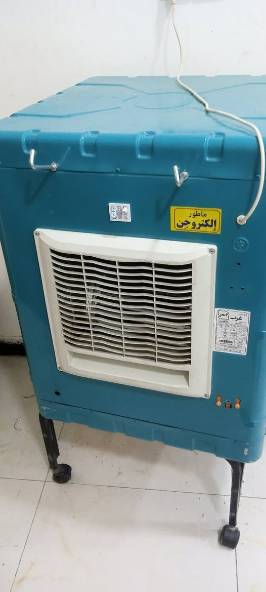 مبردة جديده سعرها 100الف قفل  سبع ابكار قرب سوق السمجه للتواصل ***********
