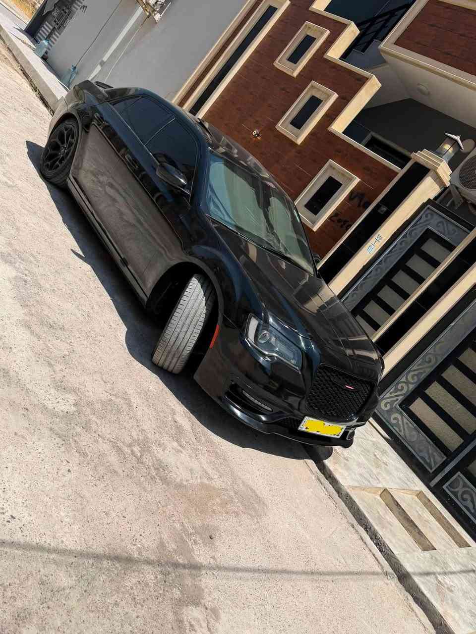 اوباما 2017
Chrysler obama 🇺🇸300{S}
سعر215 وبيه مجال بصيط
موديل /2017
محرك /3.6L
لون/اسود🌑
ماشي/135 الف ميل
سيارة فول مواصفات
بجم كبير 
شاشة /كاميرا/ car play
بانوراما 
٥ بصمة 
تشغيل عند بعد 
كشن كهربائي /هيتر /جلد
لايتات ليد زينون 
شفتات ستيرن 
سماعة بيتس 🎧
تبريد مركزي /باقي مواصفات معروفة/
سياره فايته للعراق كلين بل عراق صار بيها قطعتين صبغ بدون دواخل وبيها بارد 
مكان السيارة موصل
سياره رقم اربيل بسمي رقم هزه فحص كلو جديد ***********
*********** بيع فقط بدون مراوس نقد فقط لحد يخابر ويكلي اتعارض او قصط فقط نقد
