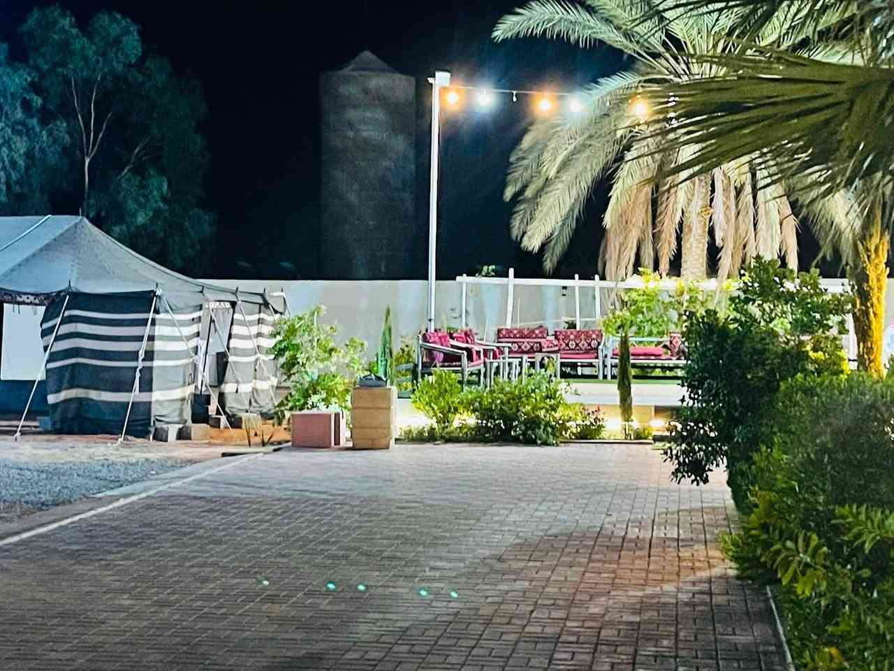 تعلن حملة فاطمة الزهراء عليها السلام 
  ونقل المسافرين بأستلام الجوازات عمرة شهر ربيع أن شاءالله تعالى 
الذهاب عبر منفذ عرعر  شاء الله 
 🛑
🚎النقل / من السماوه الى_المدينة المنوره وإلى مكه المكرمه والعوده الى_السماوة 
🚎النقل عبر باصات حديثة 🚎 هدايا للمعتمرين جنطة كتف  
- - - - - - - - - - - - - - -
♻الرحلة ليله في المزرعة وليلتان المدينه المنوره في المركزيه 5 ليالي مكه المكرمه 
🛑 تشمل الرحلة[ الفيزة - النقل - السكن - ثلاث وجبات طعام بوفيه مع وجبات في الطريق بالذهاب والعوده ] كل هذا ب ٧٥٠٠٠٠ ألف نقداً
🛑 النقل الداخلي في باصات حديثه
🛑 الذهاب الى كافة المزارات الدينية في المدينة المنورة ومكة المكرمة.  
🛑 يبدأ التسكين بالفندق اثناء وصول المعتمرين. 
🔆ملاحظة:.
 🛑يتوفر لدينا عمرة نيابه 
📞 ***********
