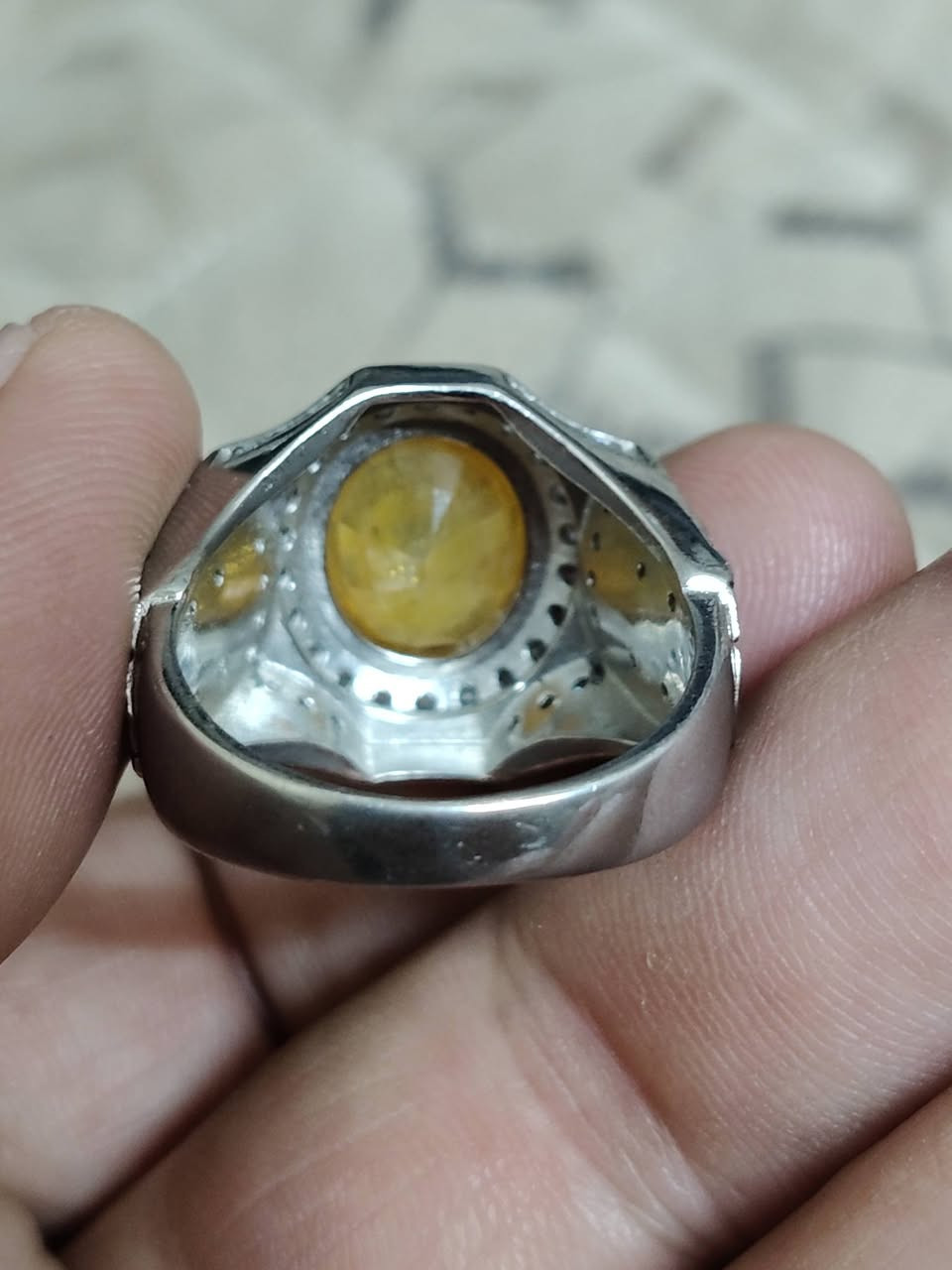 ياقوت أفريقي طلاء روديوم 45 ألف بغداد ***********
