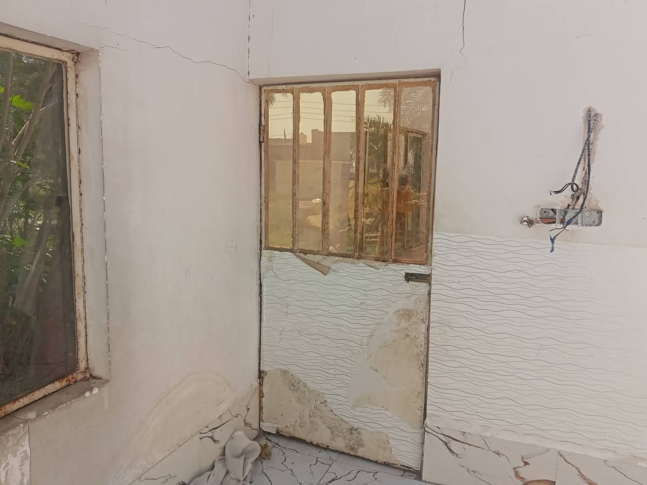للبيع شبابيك وبوب وشخاط للاستفسار الاتصال بالرقم ‏‪***********‬‏
