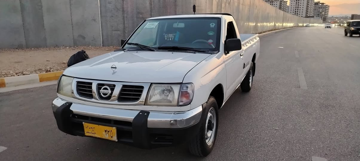 بەناوی خوای گەورە نیسان بۆفرۆشتن مۆدێل 2002تەبرید نمونە لۆکلۆک پێشی کرانەوەی نیە شانو سەقفی هیچی پێوەنیە بۆدی سفرە کون نەکراوە لۆکلۆک ئاڕم پلاسیک سلێیمانی بەشەرتی گێڕومەکینەوئەکسل بەشەرتی ئاڕموئەوەلیاتو خرامە*********** شربازهير, السليمانية
