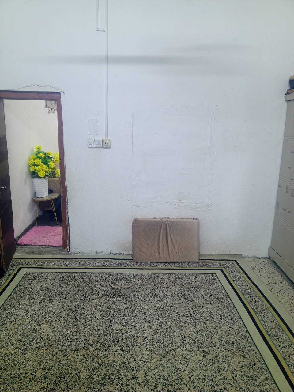 بيت للبيع • شارع علي مفتاح • قابل تفاوض