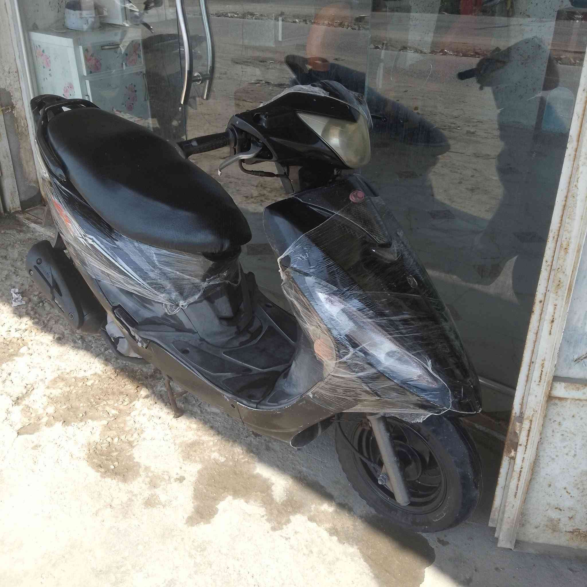 سلام عليكم دراجه جي فور لبيع برغي ما مفتوح بيه كهرباياته شقاله جاهزه سعر 375وبيه مجال لشراي مكاني قلعه سكر ***********
