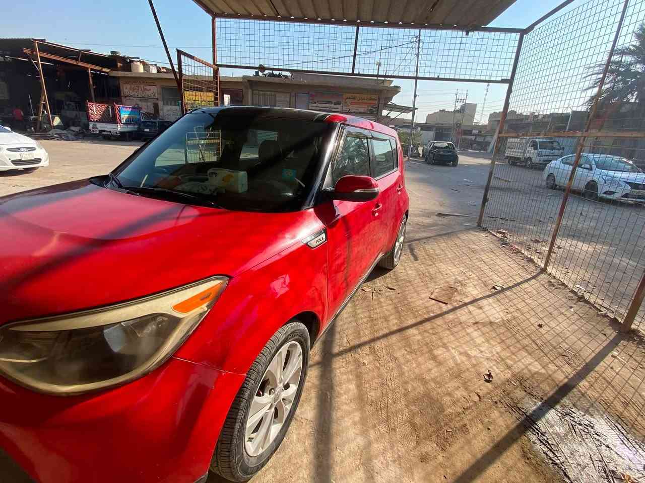 السلام عليكم
للبيع كيا صول مديل 2014 وارد امريكي حادثه بجم بيه 6 قطع محرك 2000 السياره فول مواصفات واحد على واحد بصمه ابواب بصمه تشغيل سقف بنوراما شاشه كامره تحكم ستيرن جهتين وباقي المواصفات صدر امامي وخلفي وتايرات جدد ويل كب تدفئه تبريد ثلج كير ومحرك كفاله سنويه بسمي مكان السياره كربلاء سعرها 100وبيها مجال  للشراي مراسله الصفحه او اتصل وتدلل ***********

