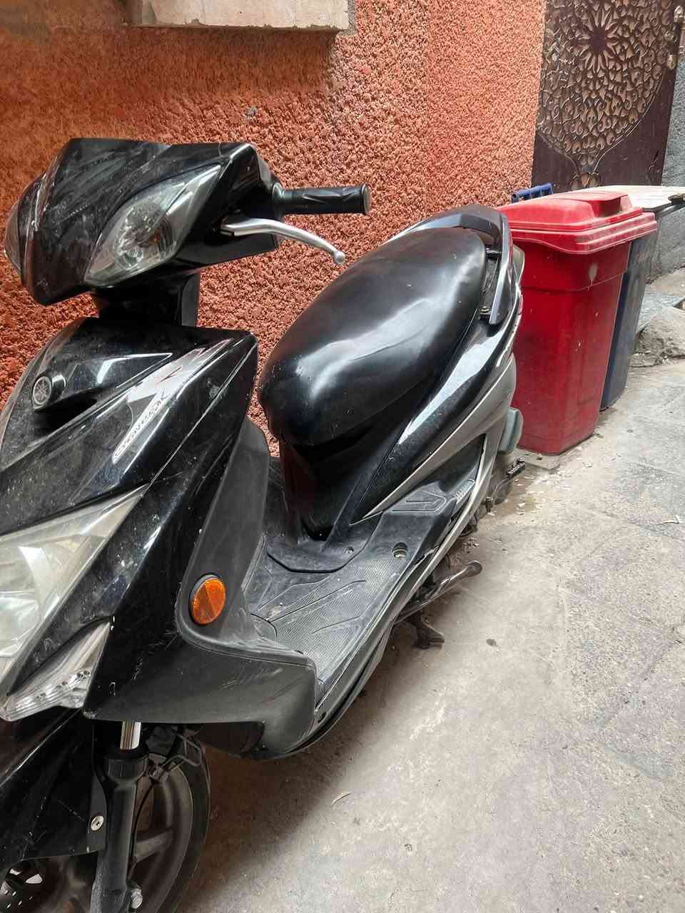 سكنس • ياباني • طافيه