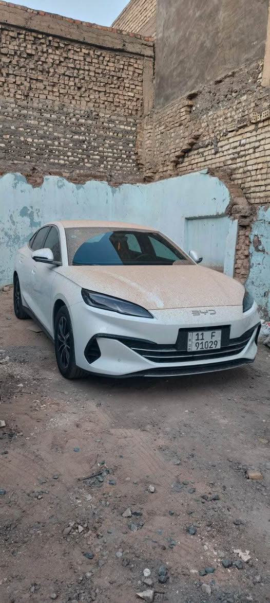 بي واي دي سيل 06 
2025 موديل 
بطاريه 80 
ماشيه 19 الف 
5 كامرات تسجيل داش كام 4كامرات 
مقاعد جلد اسود كرسي كهرباء 
حساسات امامي خلفي 
شاشه كبيره دواره منصب عليها جميع البرامج 
تبريد قطعتين كامرات 360 
هواي موضفات بيها 
بغداد 
الرقم *********** بغداد, العراق
