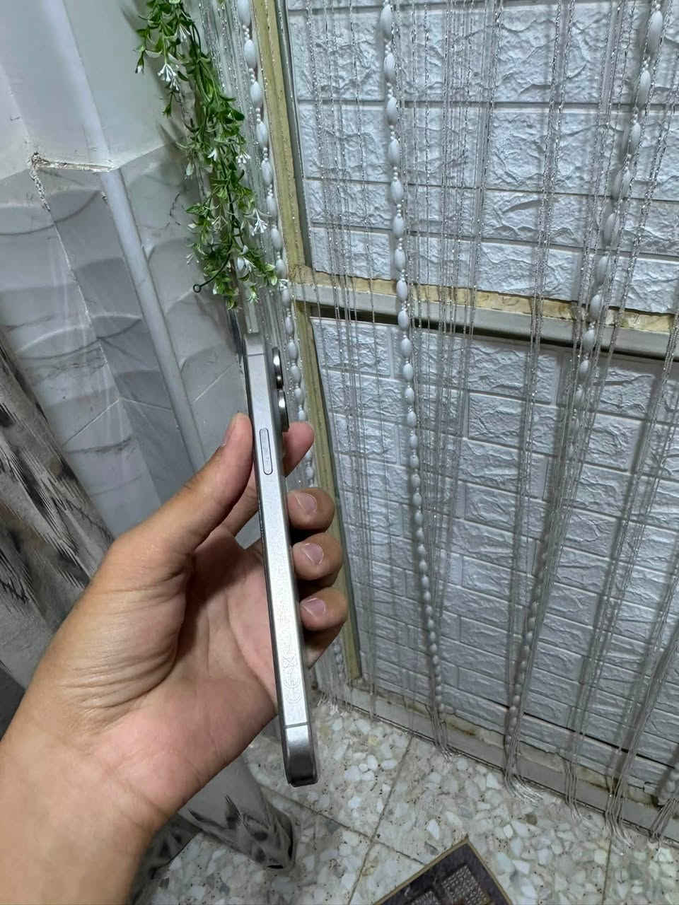 للبيع ايفون 15 برو ماكس ذاكره 256 بطاريه 85 جهاز بلادي شرق اوسط ماستر. AAA جهاز وتر ما مفتوح شرط الفحص وكله شغال نضيف كلش سوفت عينك الجهاز فقط فطور بل كلاسه تتبدل من غير ما تبدل شاشه بس كلاسه تتبدل يرجع فول الجهاز حته لو تبقي ما مأثر خال لزكه مضلل وضع مضلم الجهاز لون مميز وسعر 900 وبي مجال قليل للشراي واتساب ***********
